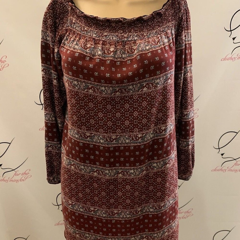 The Hanger. Size Small. Peasant Elastic Neck Rayon Oversized Top. B72